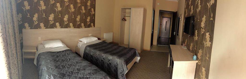 Hotel Elio Batoemi Kamer foto